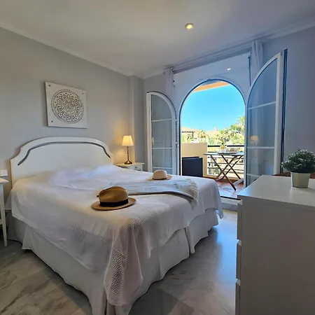 Aloha Banus Sea Views By Lica Homes Appartement